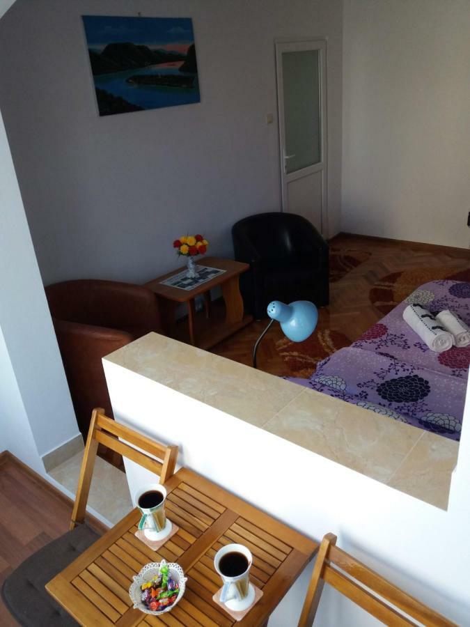 Apartament Panoramic Orşova Exterior foto