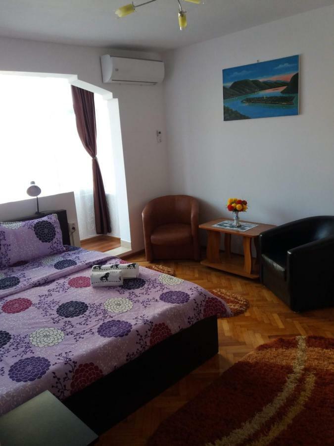 Apartament Panoramic Orşova Exterior foto