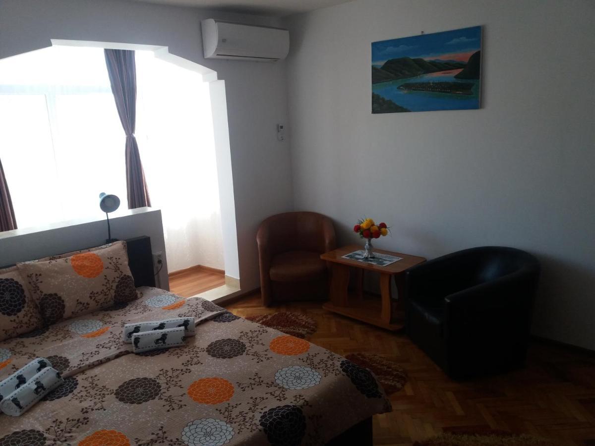 Apartament Panoramic Orşova Exterior foto
